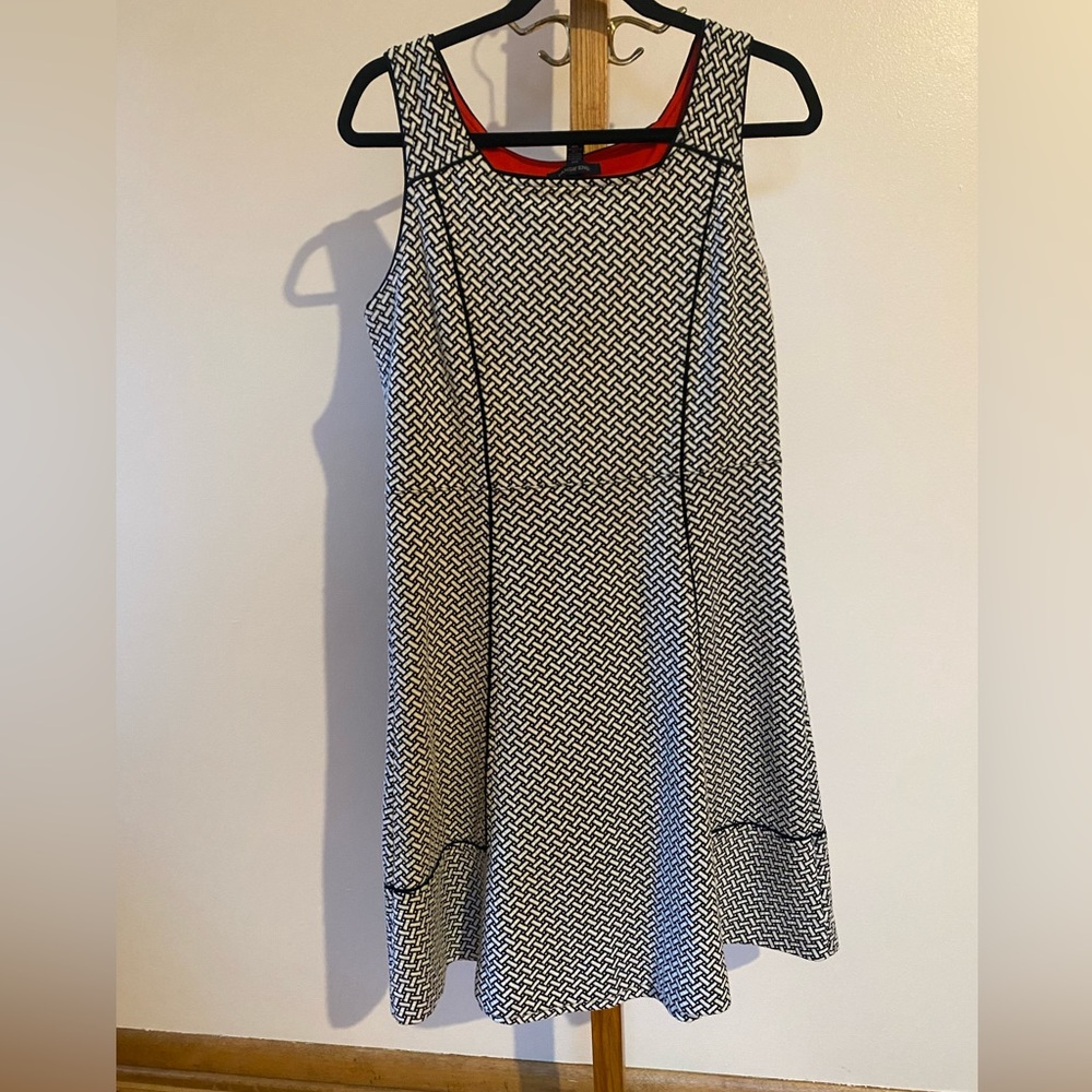 Black & White weave print Lands’ End Dress Size 12